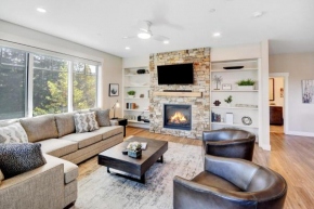 New Luxury Loft #204 Near Resort Huge Hot Tub & Views - FREE Activities & Equipment Rentals Daily, Winter Park